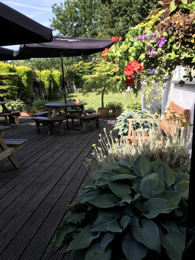The New Court Inn Usk Luaran gambar